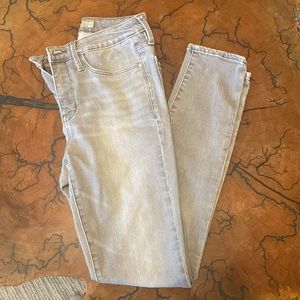 Athleta sculptech light grey jeans